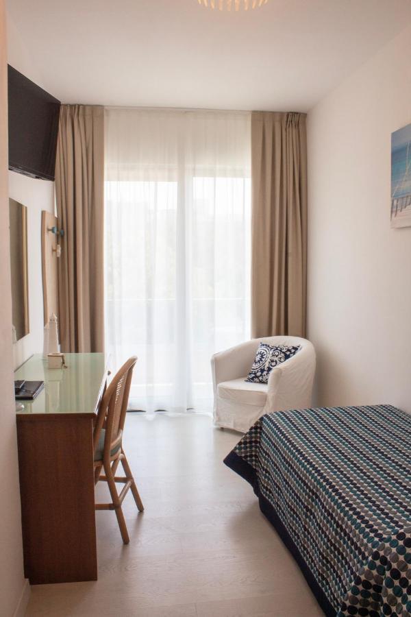 Hotel Hiki 3 Superior Bibione Extérieur photo