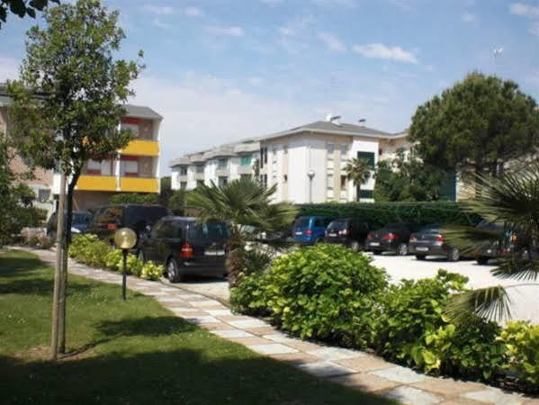 Hotel Hiki 3 Superior Bibione Extérieur photo