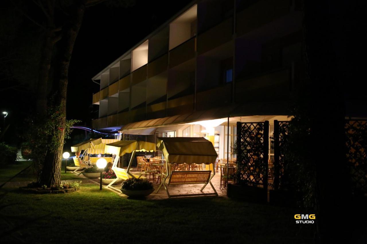 Hotel Hiki 3 Superior Bibione Extérieur photo